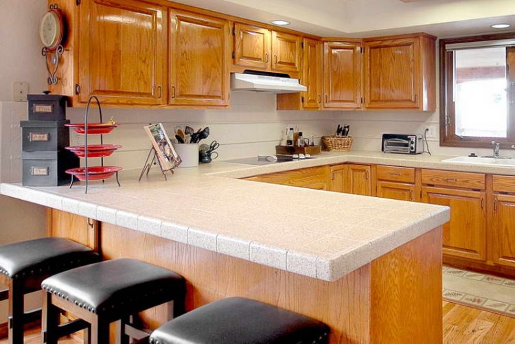 unique white kitchen countertop