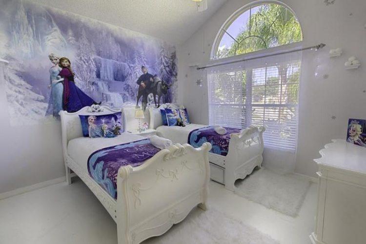 frozen themed bedroom design