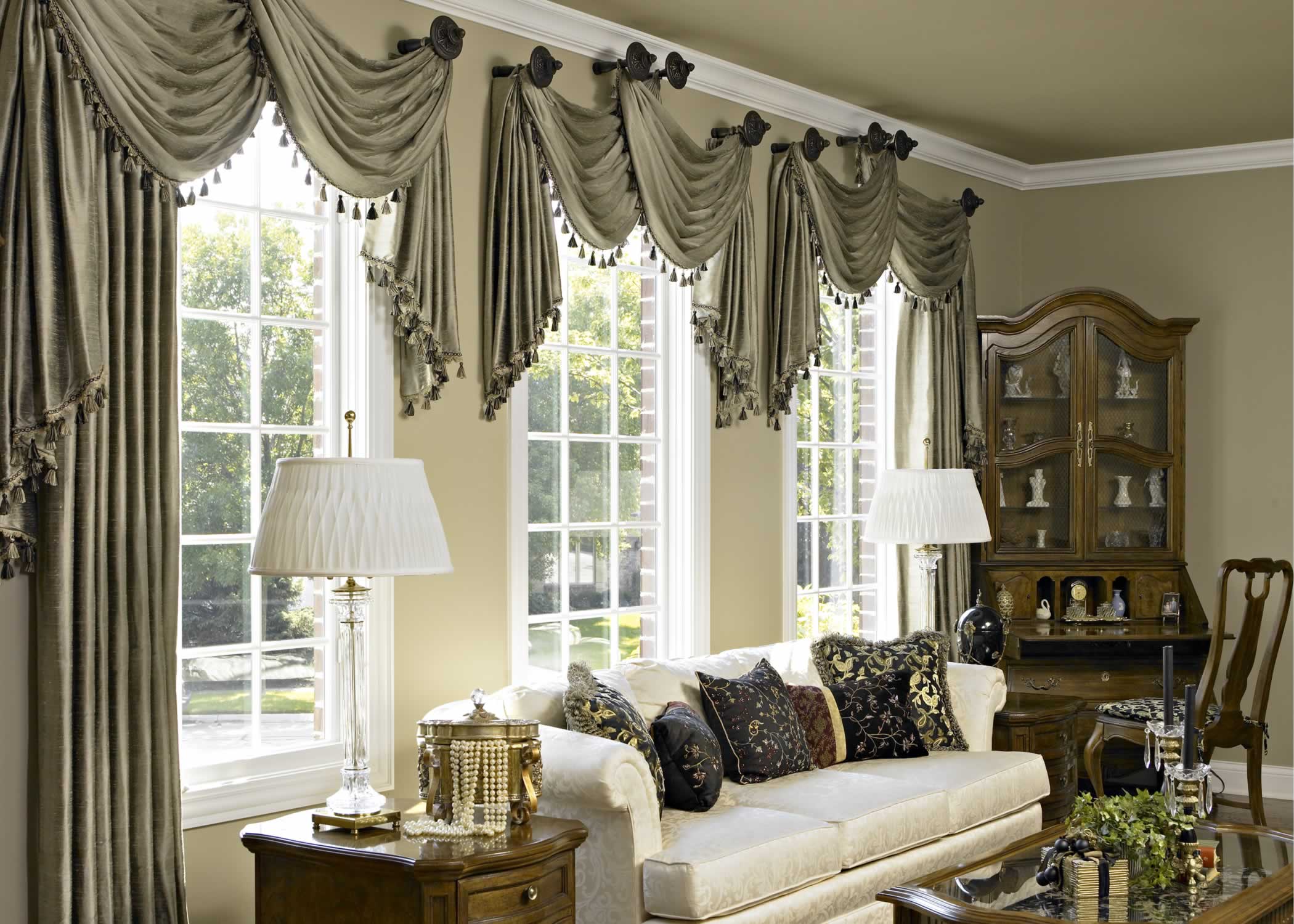 Curtain Ideas For An Elegant Living Room