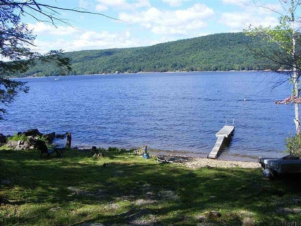 Five Lakes In New York To Buy A Vacation Home