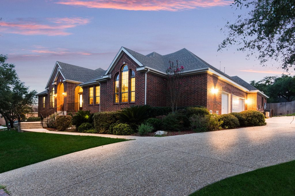 Here's What 500,000 Buys you in 10 Big Cities Housely