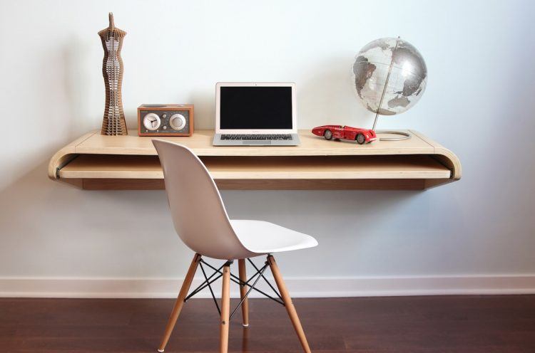 curved-floating-desk