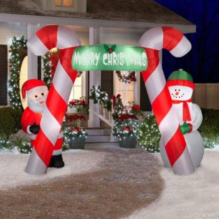 inflatable christmas decor for yard