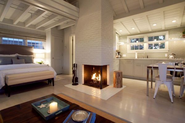 lavish studio with modern fireplace