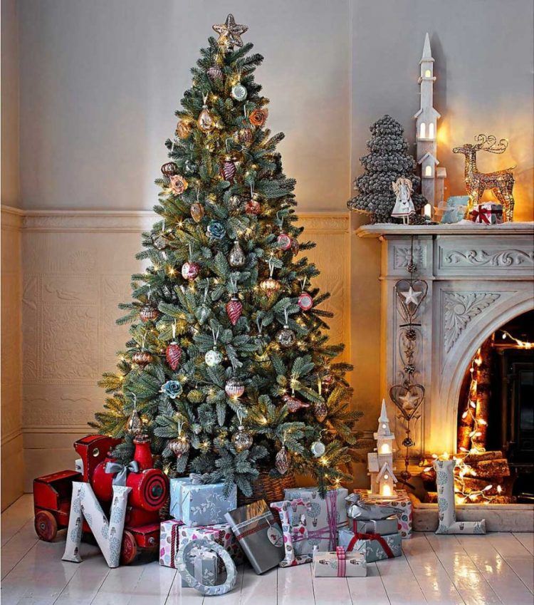 formal living space with christmas decorations 