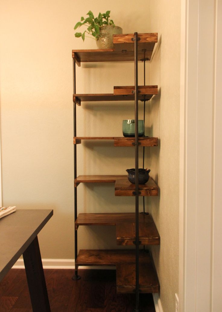 DIY shelf design made of wood