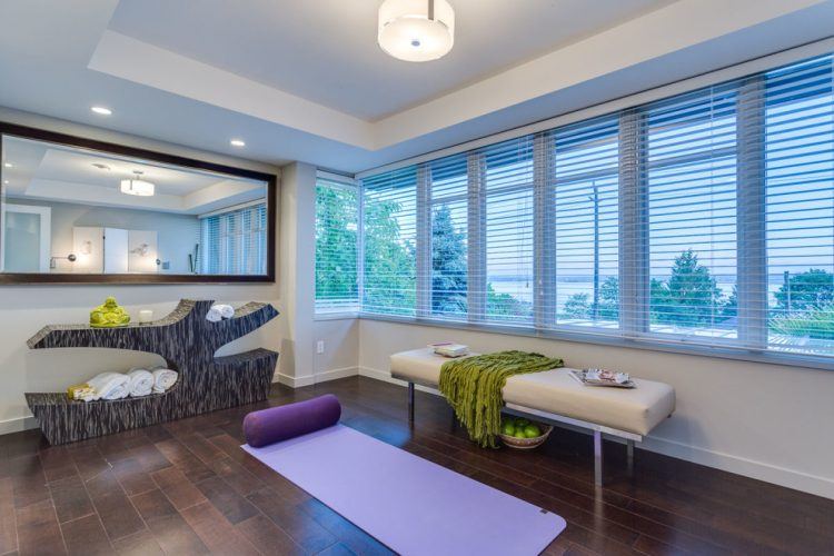 75 White Home Yoga Studio Ideas You'll Love - March, 2024