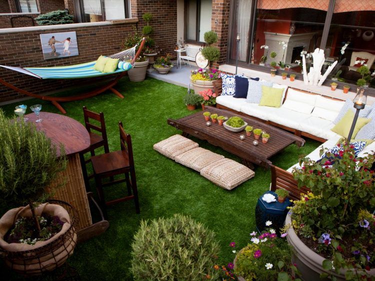 small backyard area with furniture