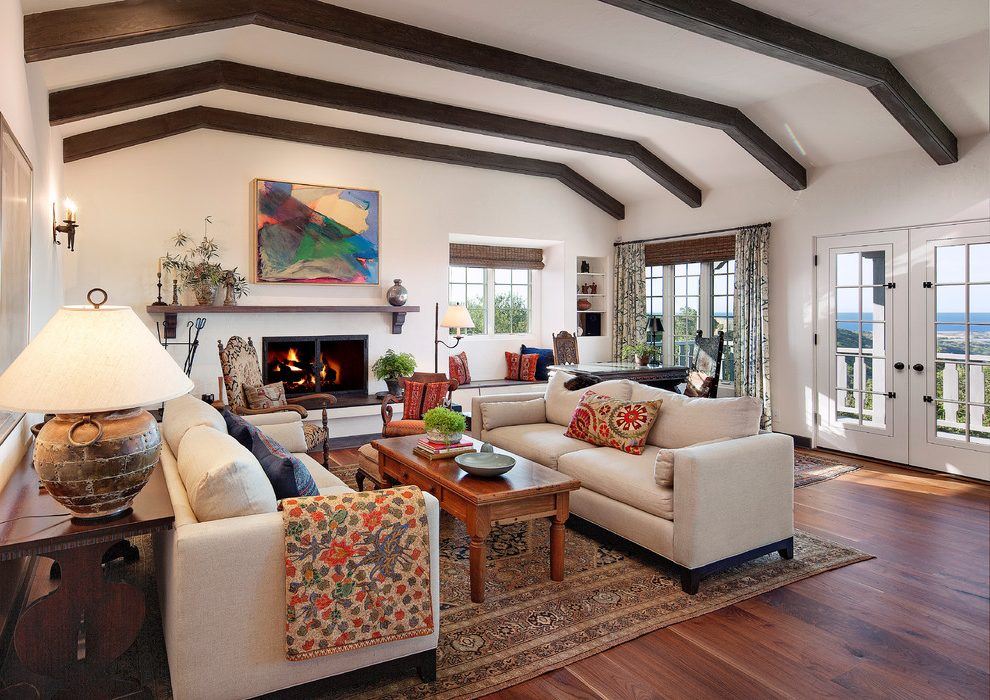 10 Ranch House Living Areas