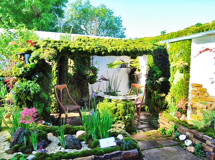 beautiful japanese style roof garden