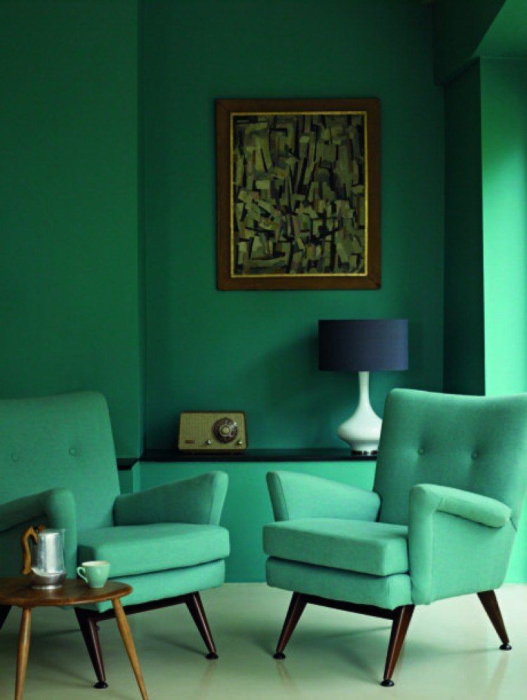 kelly green sitting room