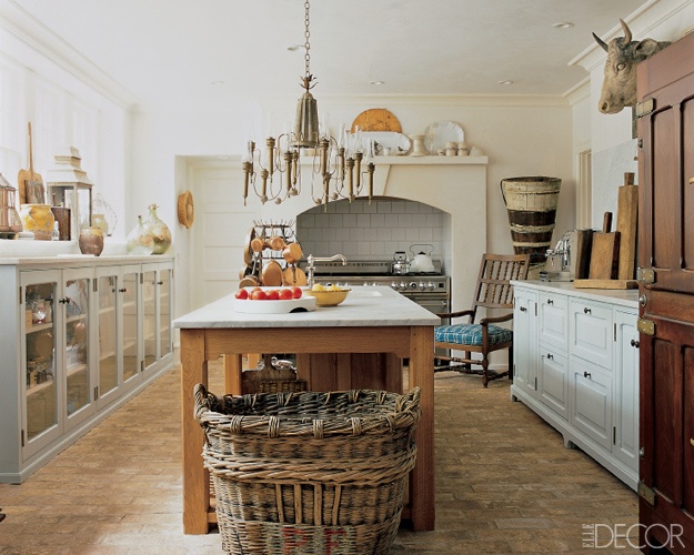 rustic country kitchen with cool accessories 