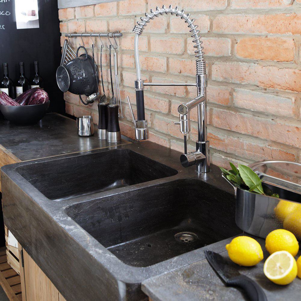 20 Beautiful Kitchen Designs With Stone Sinks