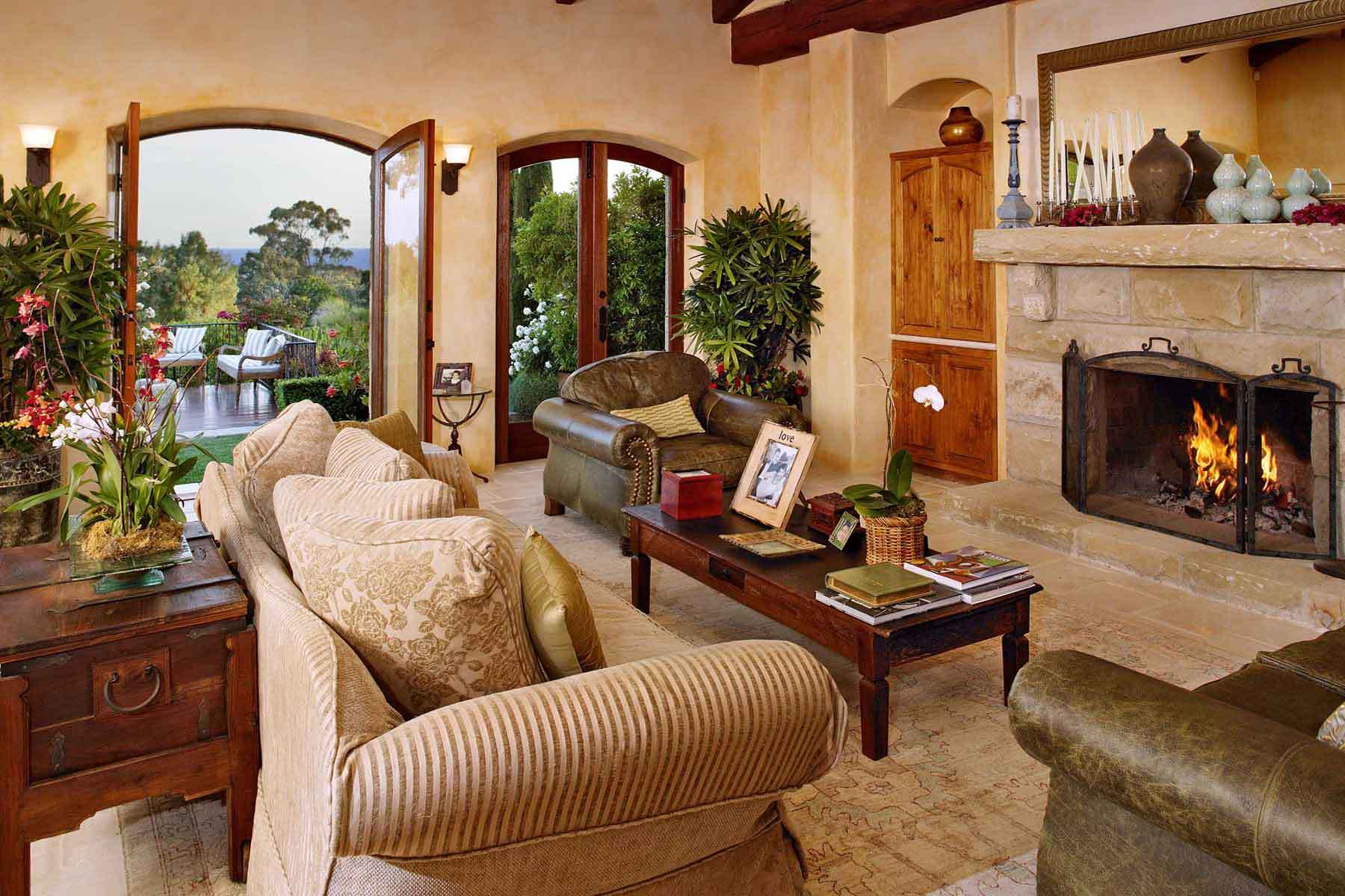 decorating tuscan style living room