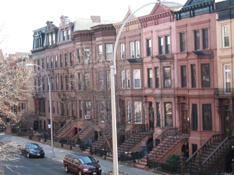 brownstones in brooklyn