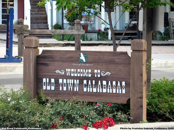 old town calabasas sign