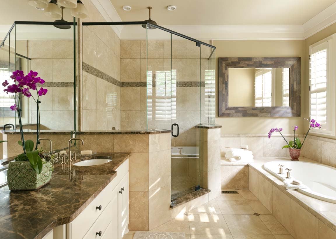 20 Beautiful Bathrooms With Travertine Tile Housely