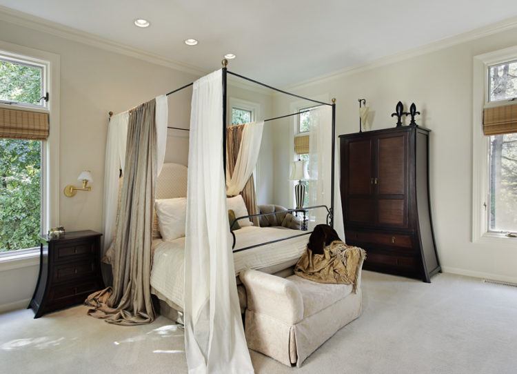 beautiful four poster bed