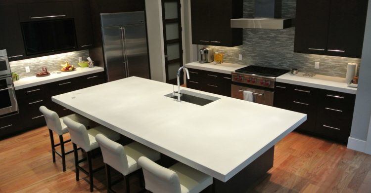 kitchen island with white chairs