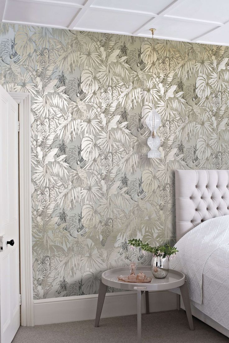 10 Incredibly Impressive Metallic Wallpaper Ideas - Housely