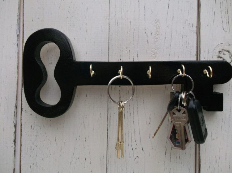 cool key shaped key holder