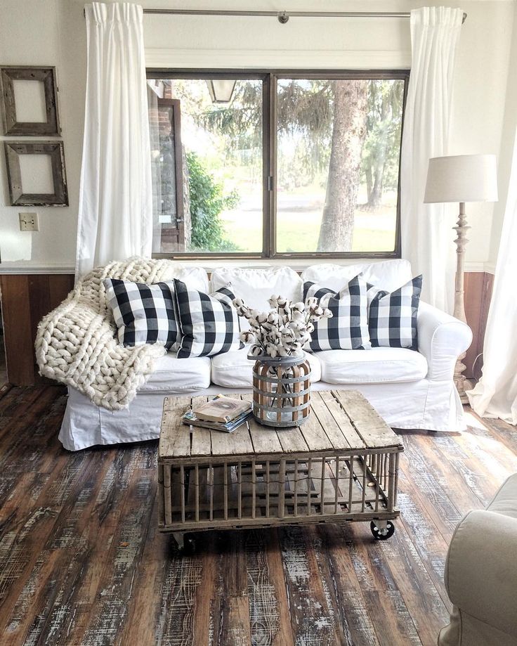 rustic modern farmhouse living room