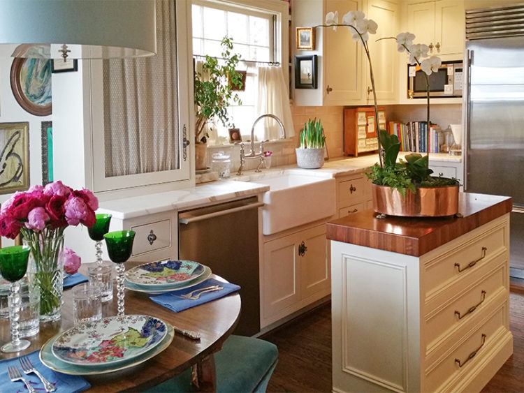 kitchen with live plants