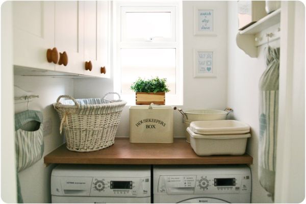 small laundry room design