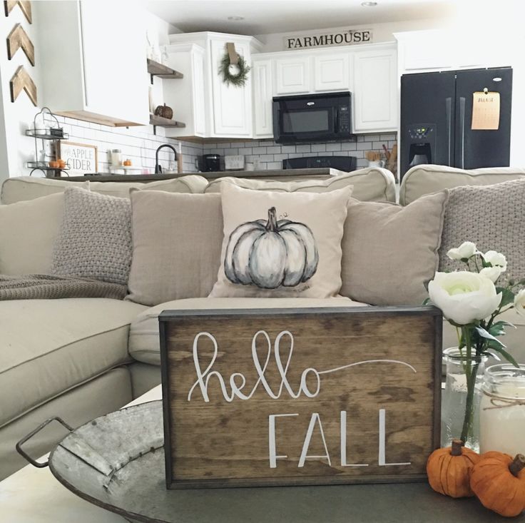 hello fall table decor