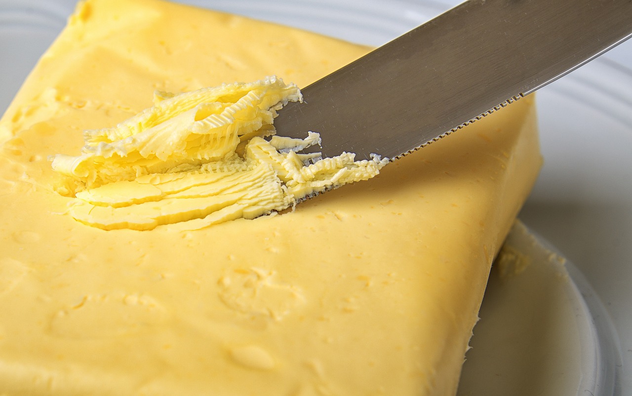 butter, knife, ingredient