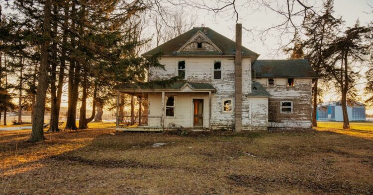 10 Steps to Take When Squatters Invade Your Property