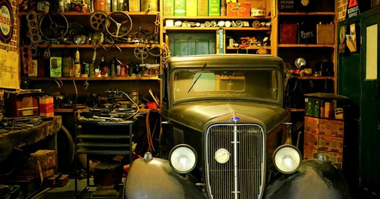 15 Things You Should Remove From Your Garage