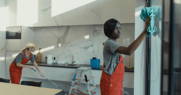 10 Tasks To Leave To Pros And 10 You Can Easily Handle