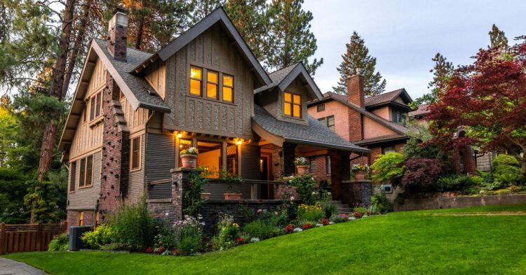 10 Garden Choices That Will Make Your House Look Luxurious