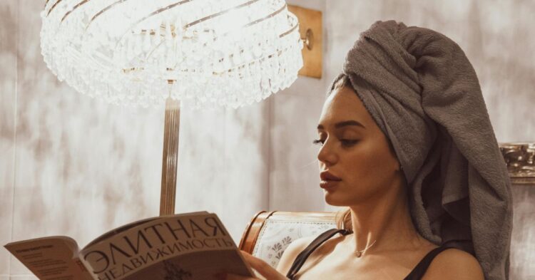 20 Sophisticated Lighting Solutions That Dazzle On A Dime