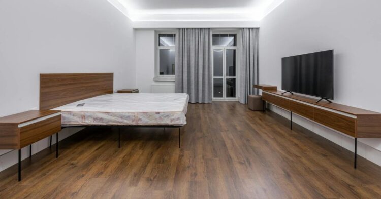 The Classic Linoleum Flooring Trend Is Back