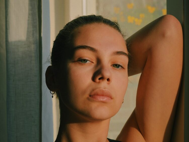 woman in black tank top