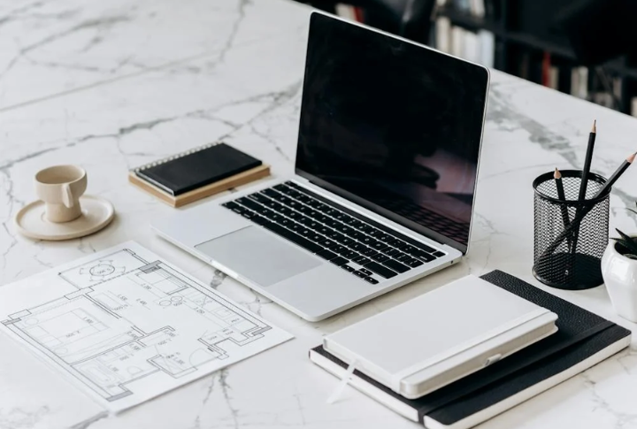 Declutter Your Desk, Mentally And Physically