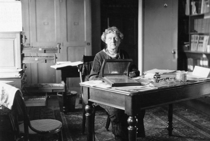 Annie Jump Cannon
