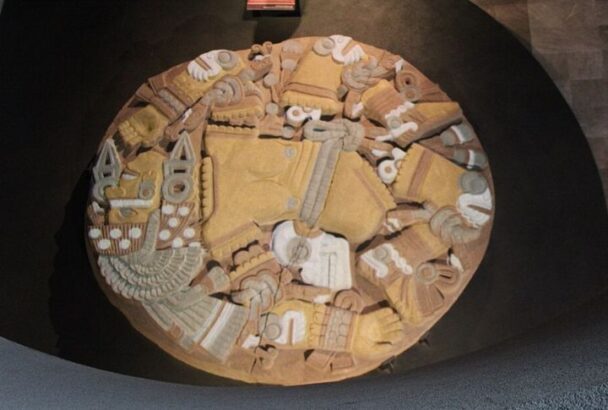 10 Aztec Artifacts That Offer A Glimpse Into The Past - Housely