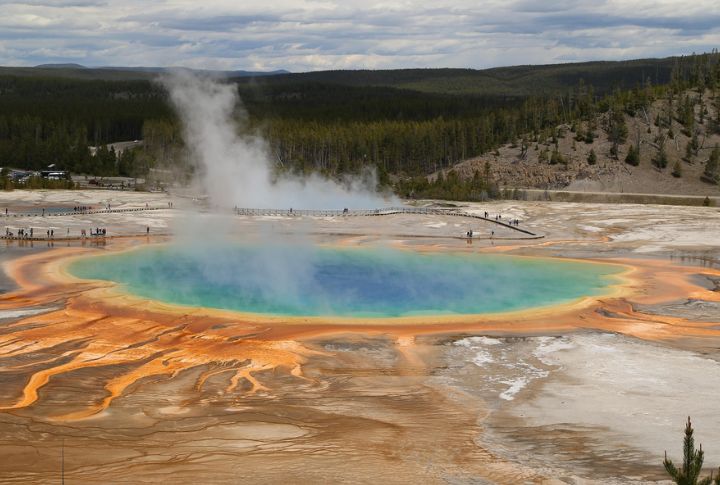 Discover Yellowstone’s Hidden Natural Wonders