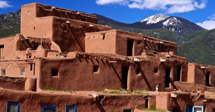 20 Indigenous Structures That Rival Modern Architecture