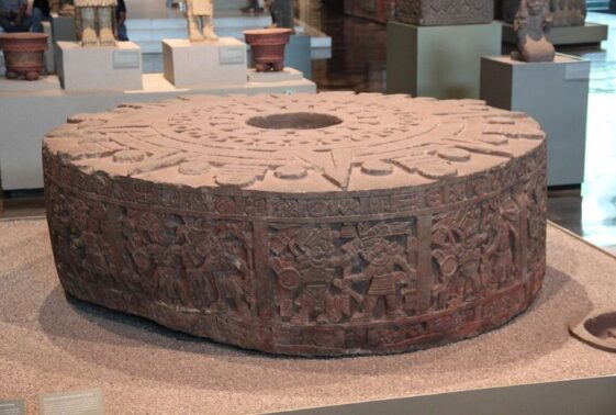 10 Aztec Artifacts That Offer A Glimpse Into The Past - Housely