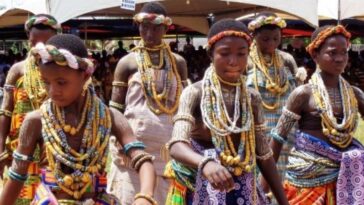 10 Societies That Keep Their Distance From The World