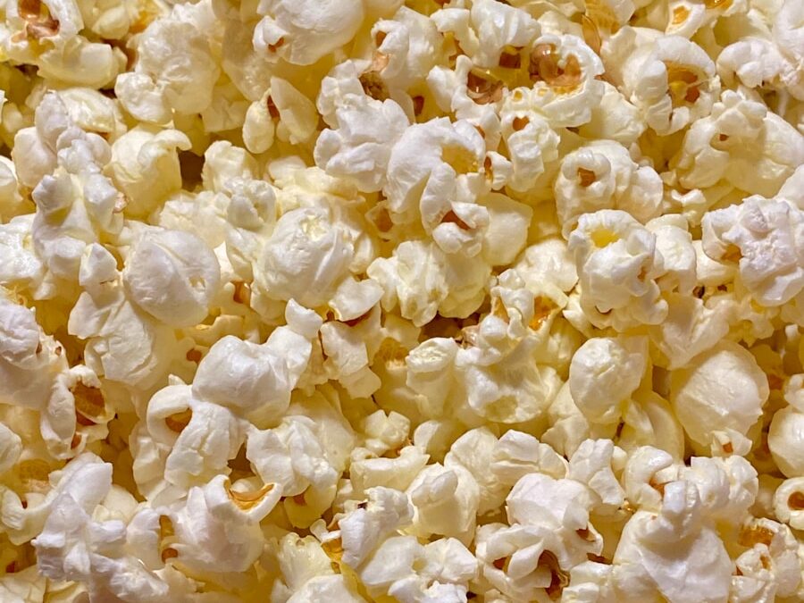 cooked popcorn