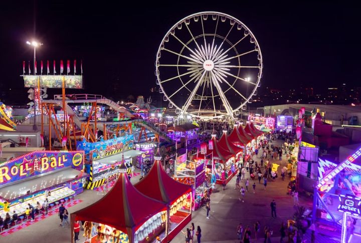 How Carnivals Keep You Hooked With “Almost Wins”