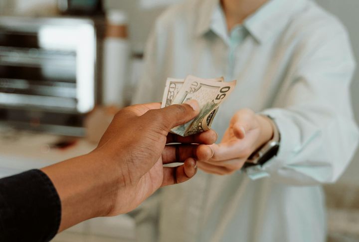 Using Cash For Everyday Purchases