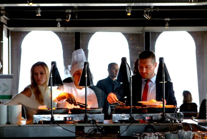 Buffet Dining Experiences