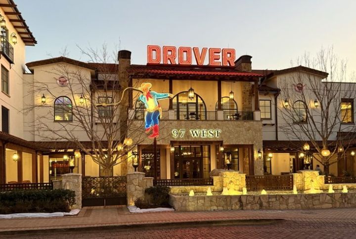 Stay In Style At Hotel Drover In The Stockyards