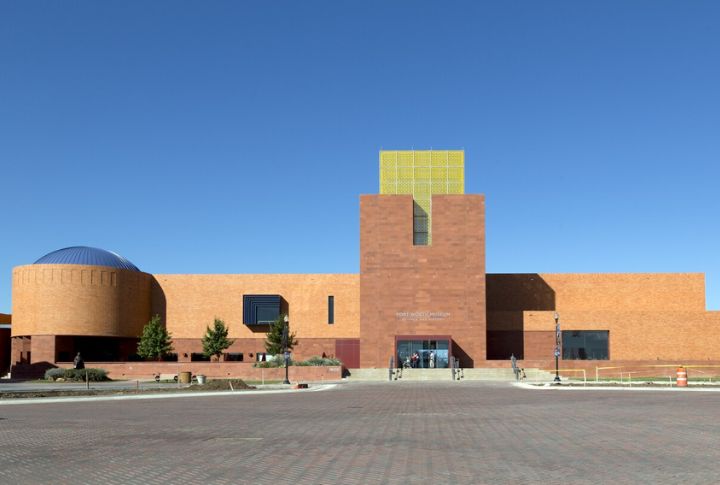 Get Immersed At The Fort Worth Museum Of Science And History